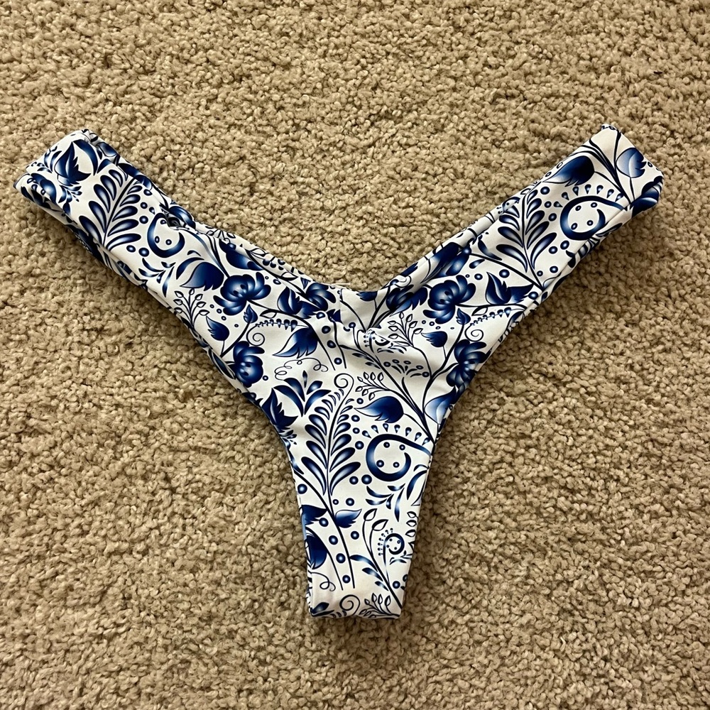 Merrilees Boutique, French V Brazilian Swimsuit Bottoms!